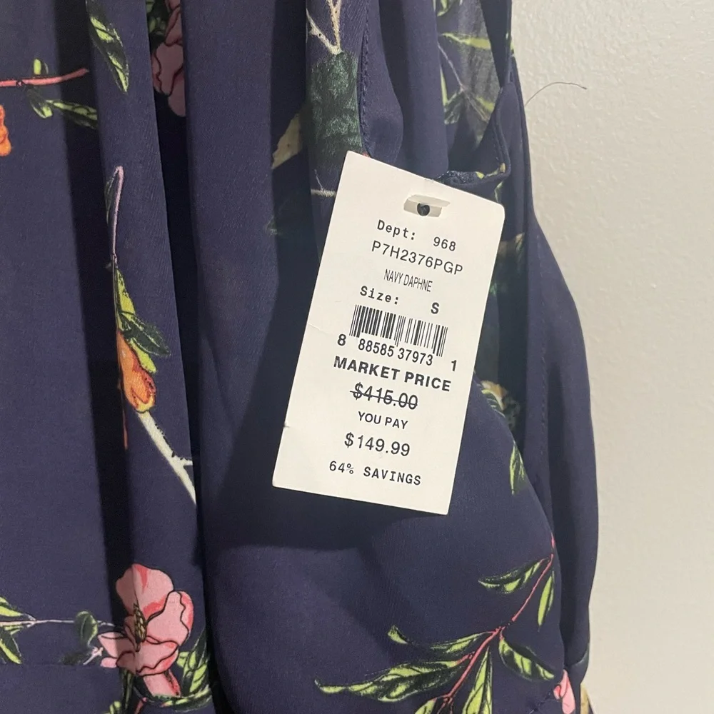 Floral Parker Dress. Size S - Picture 3 of 3